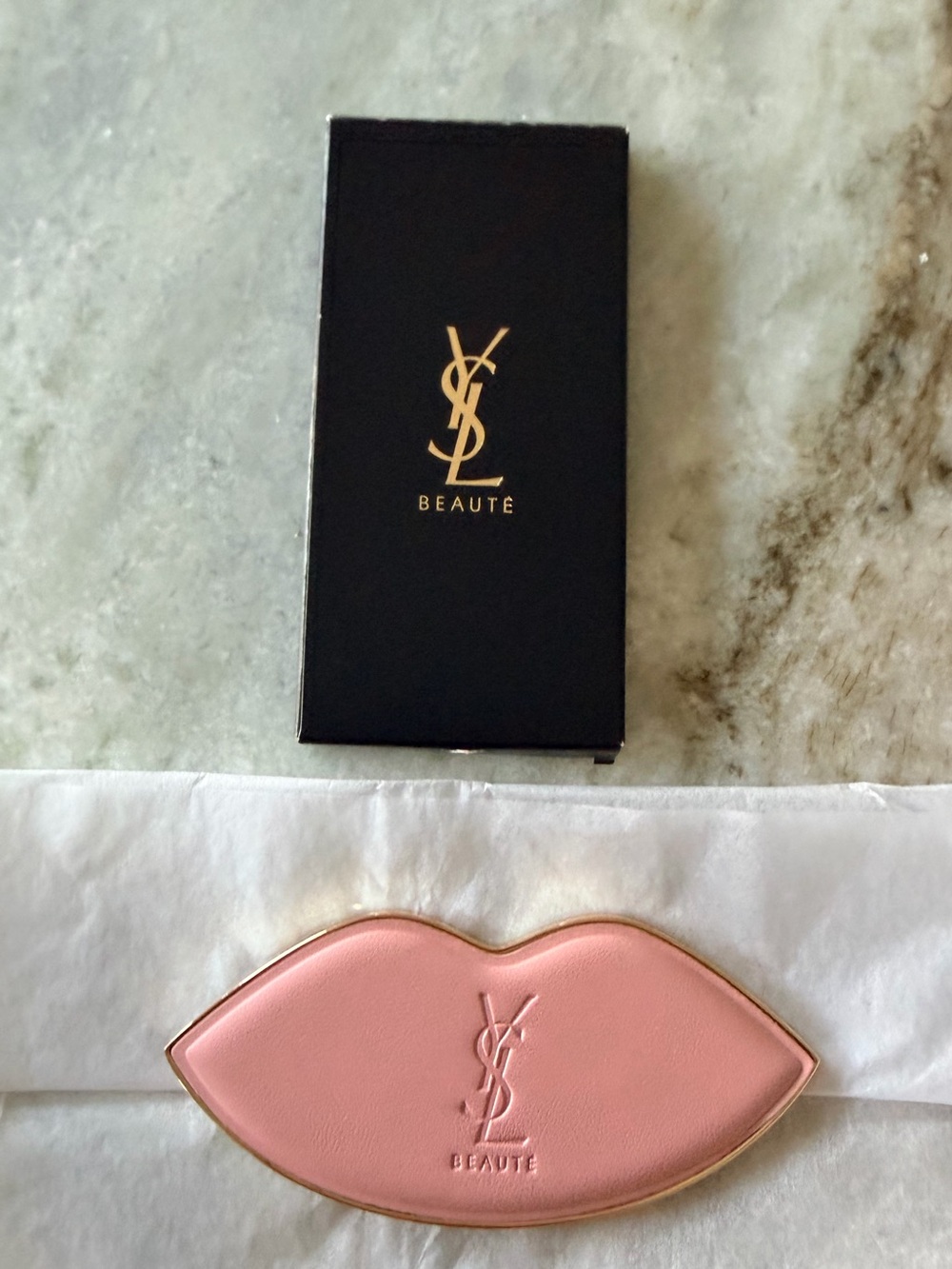 YSL Beaute Pink Lips Mirror. NEW/SEALED in it’s original YSL Box GWP